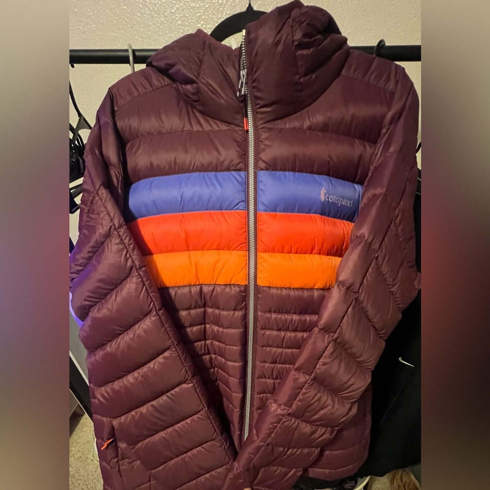 Women’s Cotopaxi Fuego Down Hooded Jacket